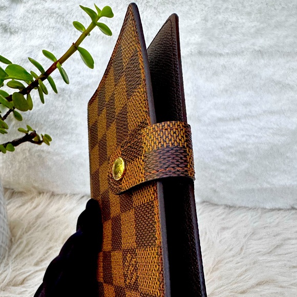 Louis Vuitton Damier Agenda - Picture 3 of 17